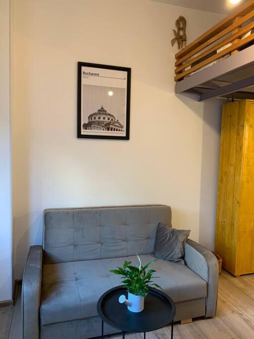 Apartment Charming 1937 #victory Avenue